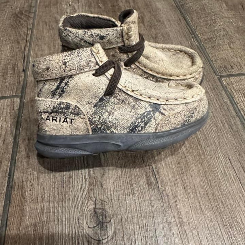 Toddler 5C Ariat